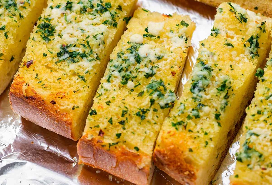alureceta-pan-con-ajo